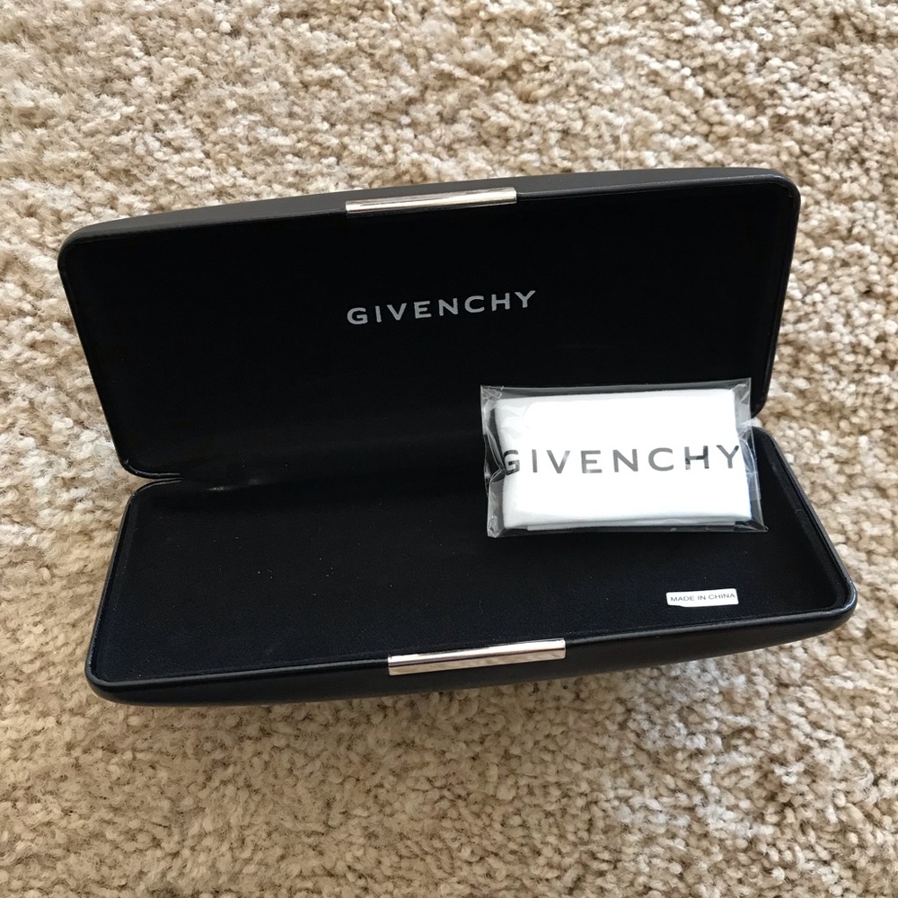 Givenchy Eye Glasses Case with Cleaning Cloth